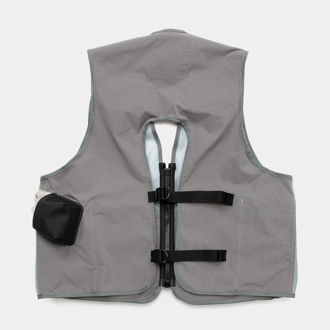 Crisp Luggage Vest / Grey