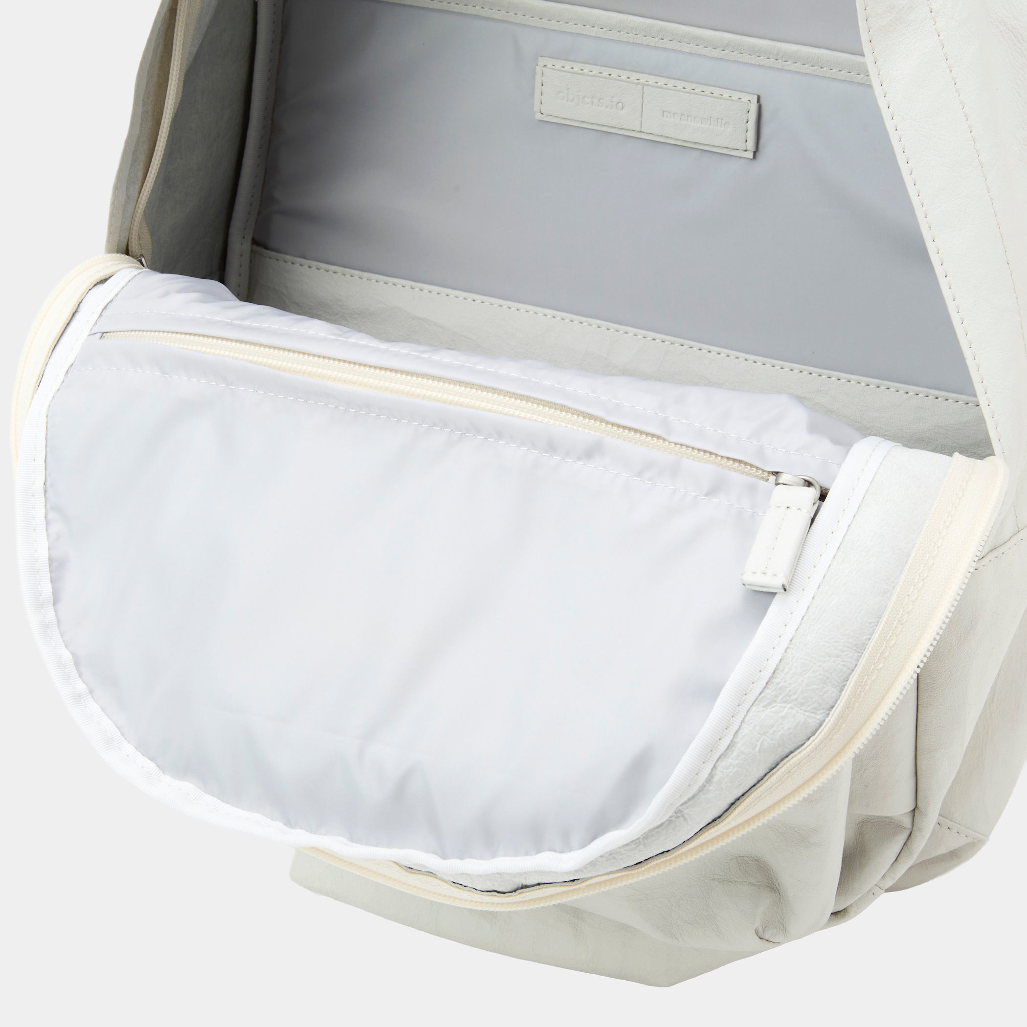 meanswhile × objcts.io Dyneema® Leather Daypack “Common”/Marshmallow