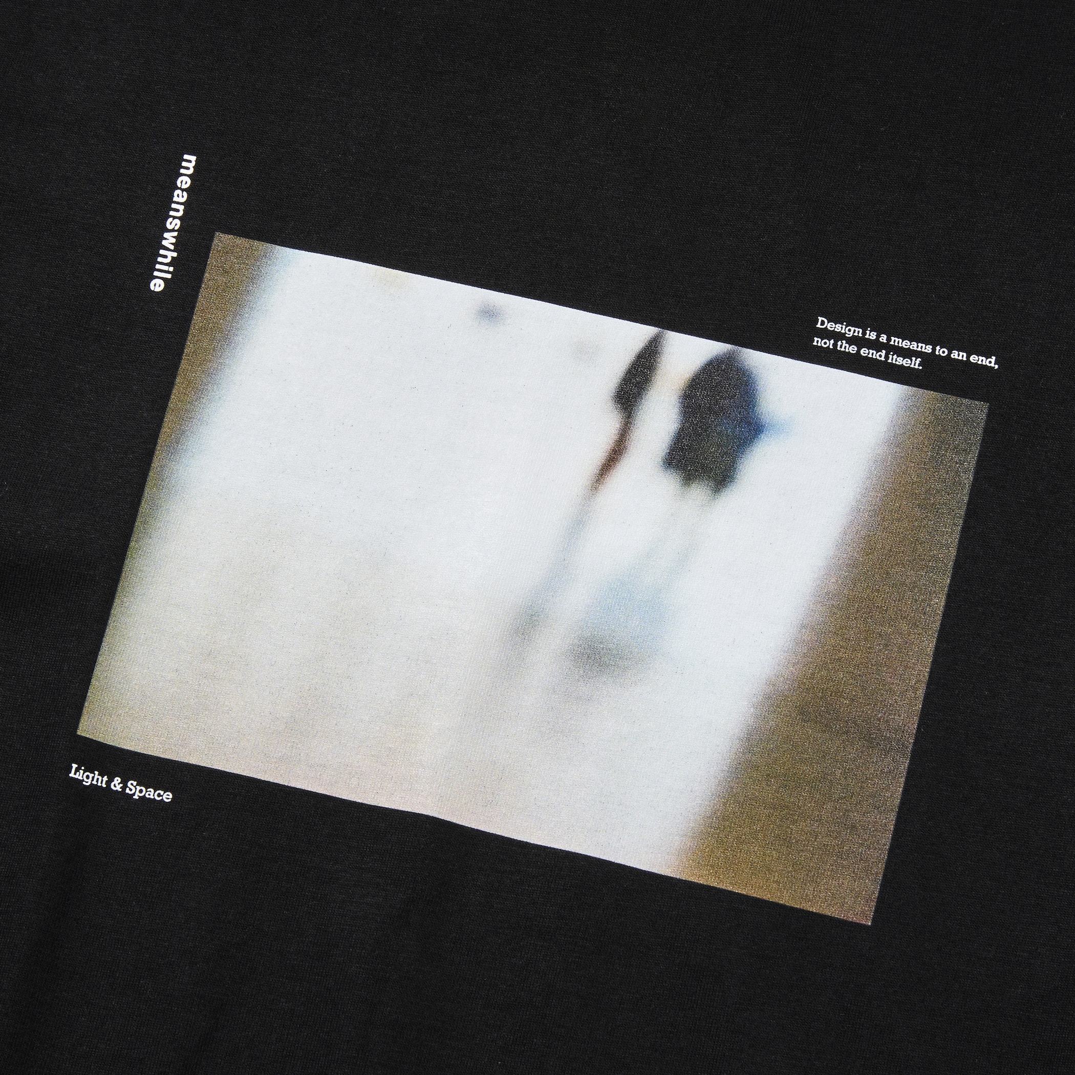 Abstract Photograph S/S Tee/Off Black