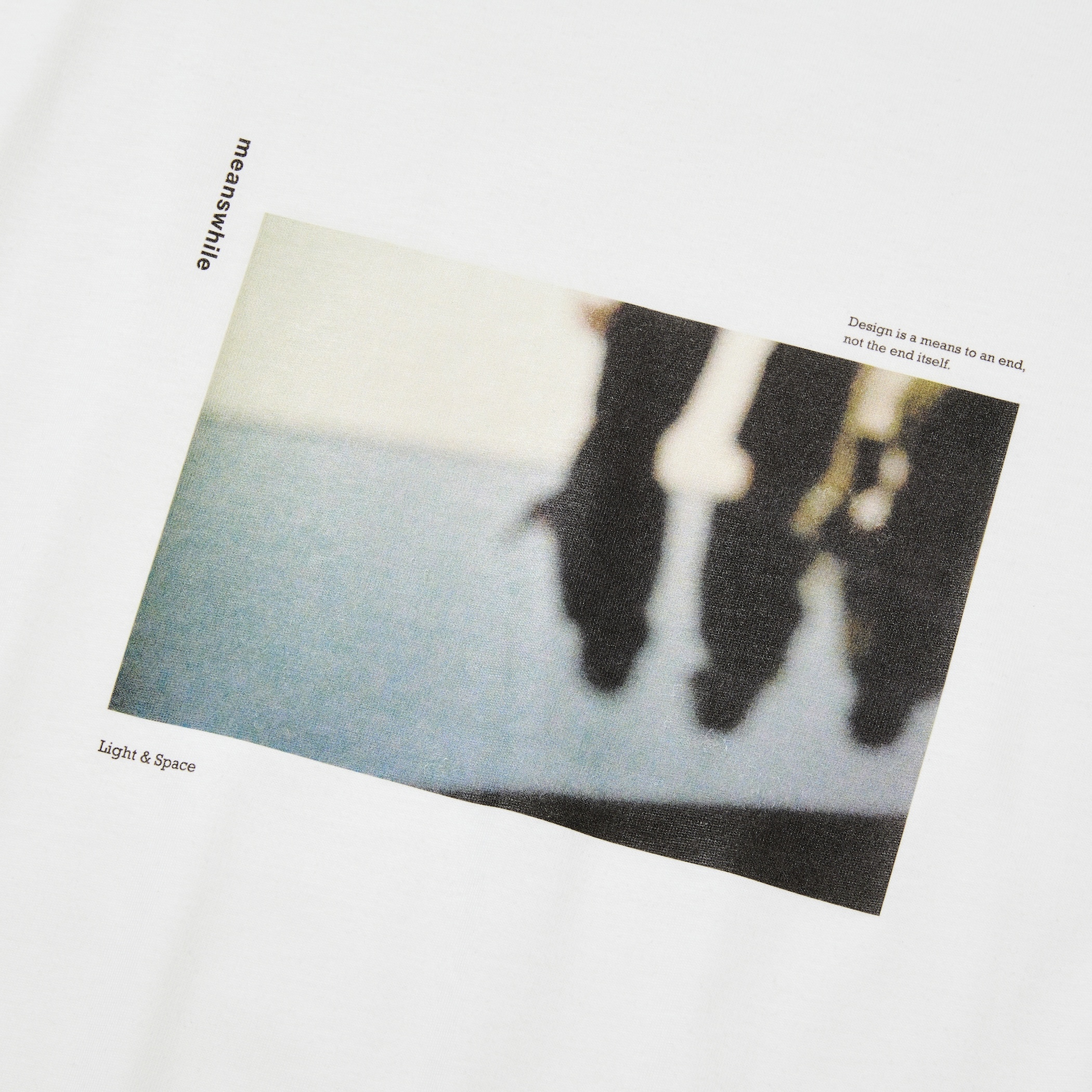 Abstract Photograph S/S Tee/Off White