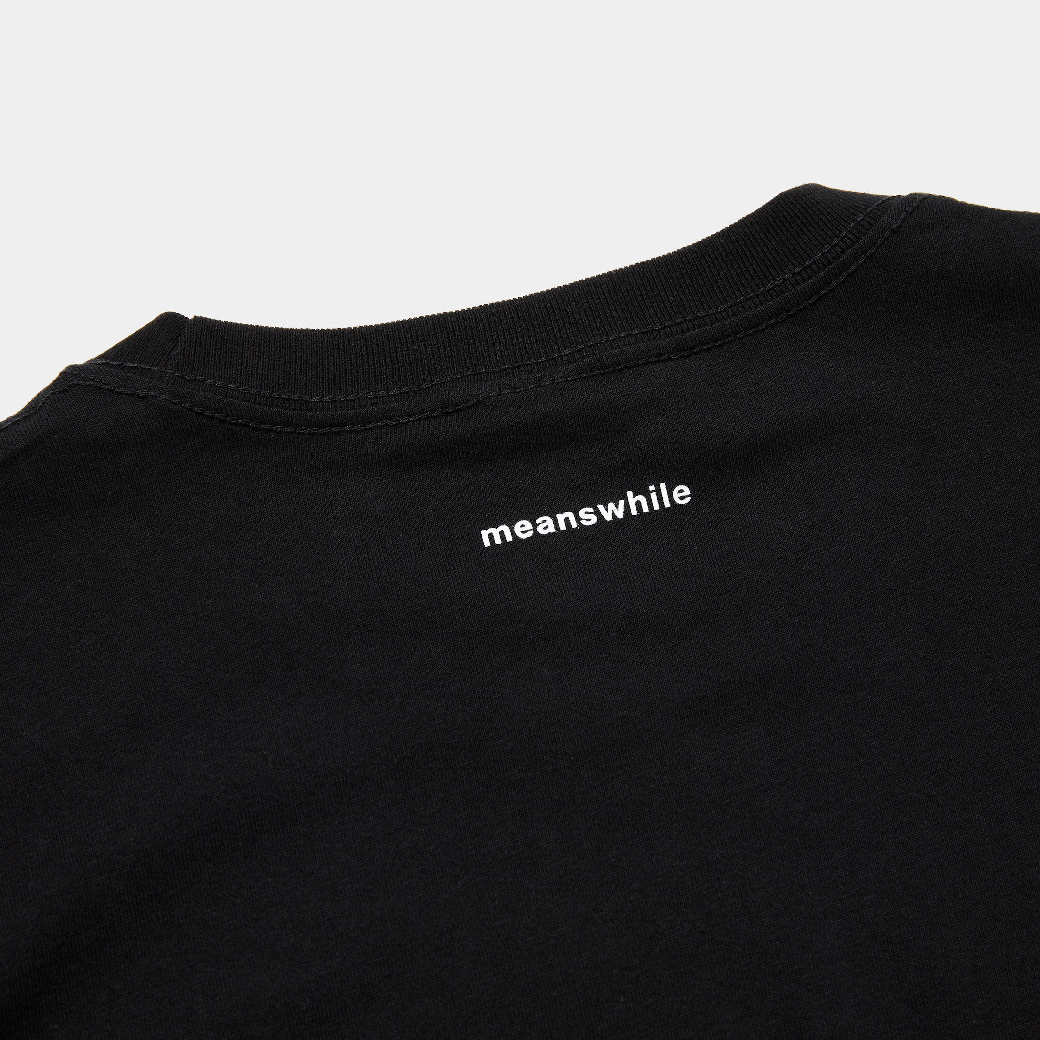 Abstract Photograph L/S Tee/Off Black