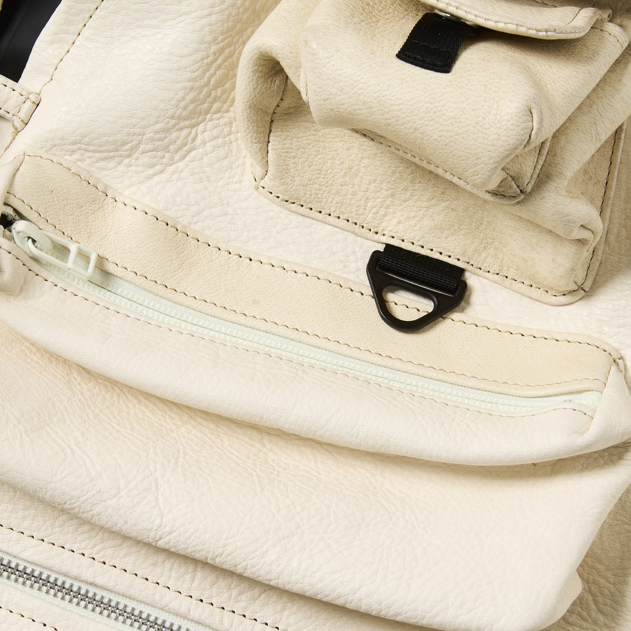 SHIRONAMESHI Leather Luggage Vest/SHIRO