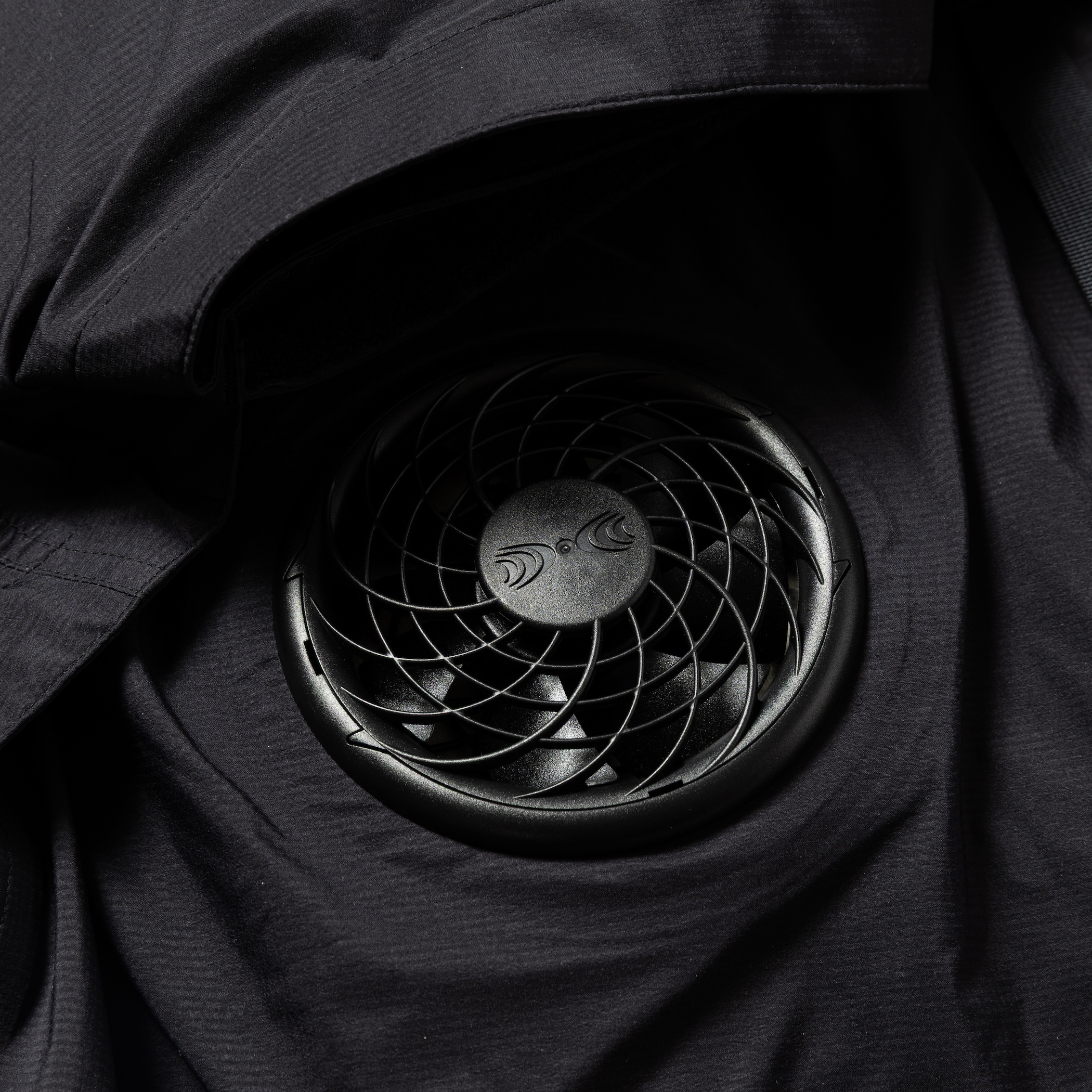 Air Circulation System Rain Jacket / Light/Off Black