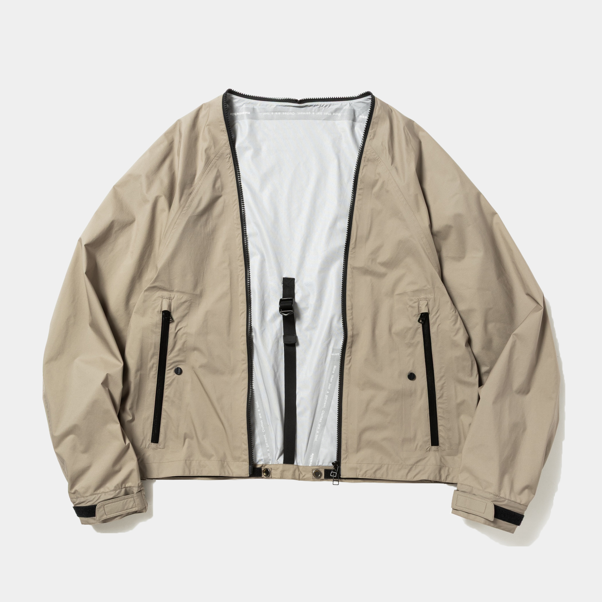 Air Circulation System Rain Jacket / Light/Sand Beige