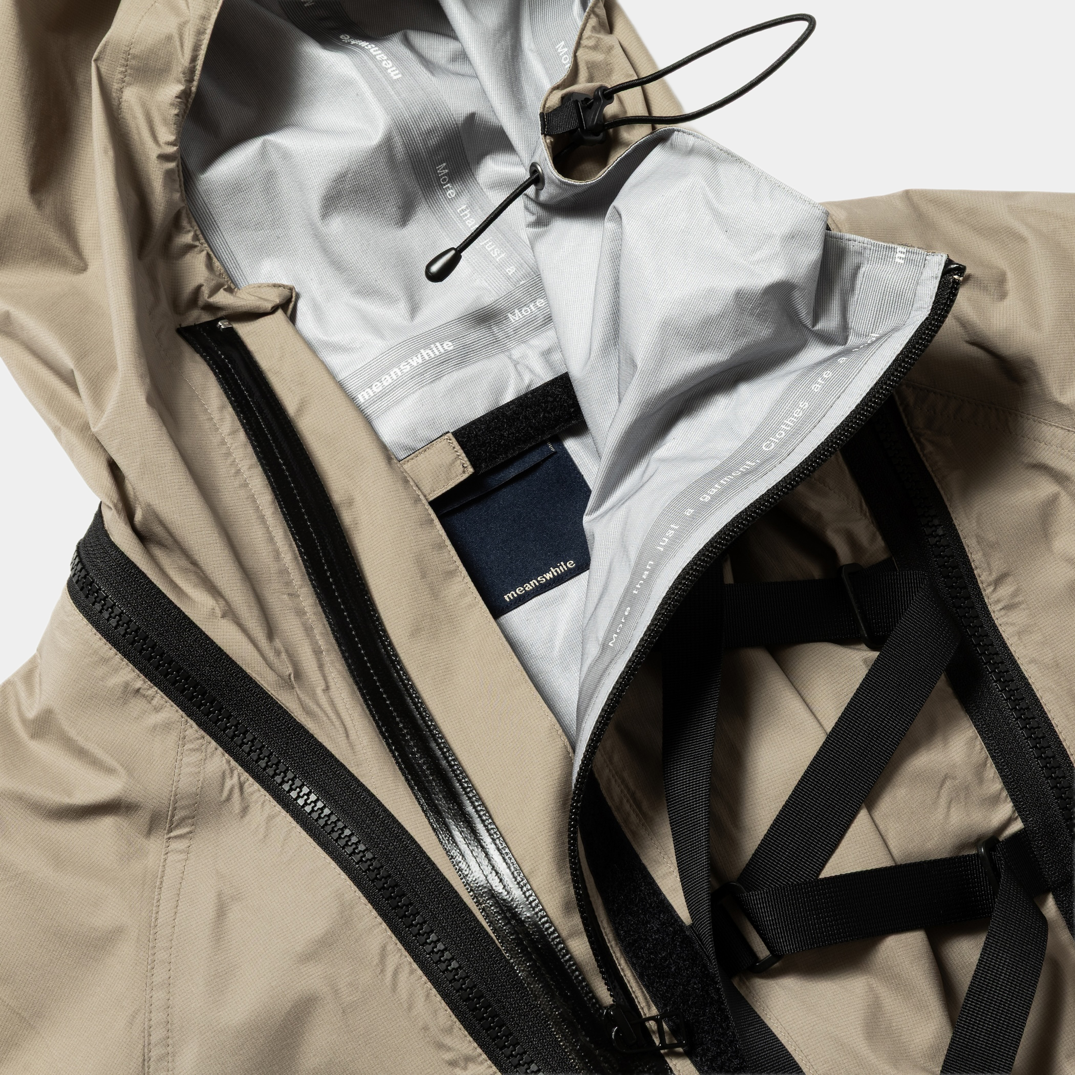 Air Circulation System Rain Jacket / Light/Sand Beige