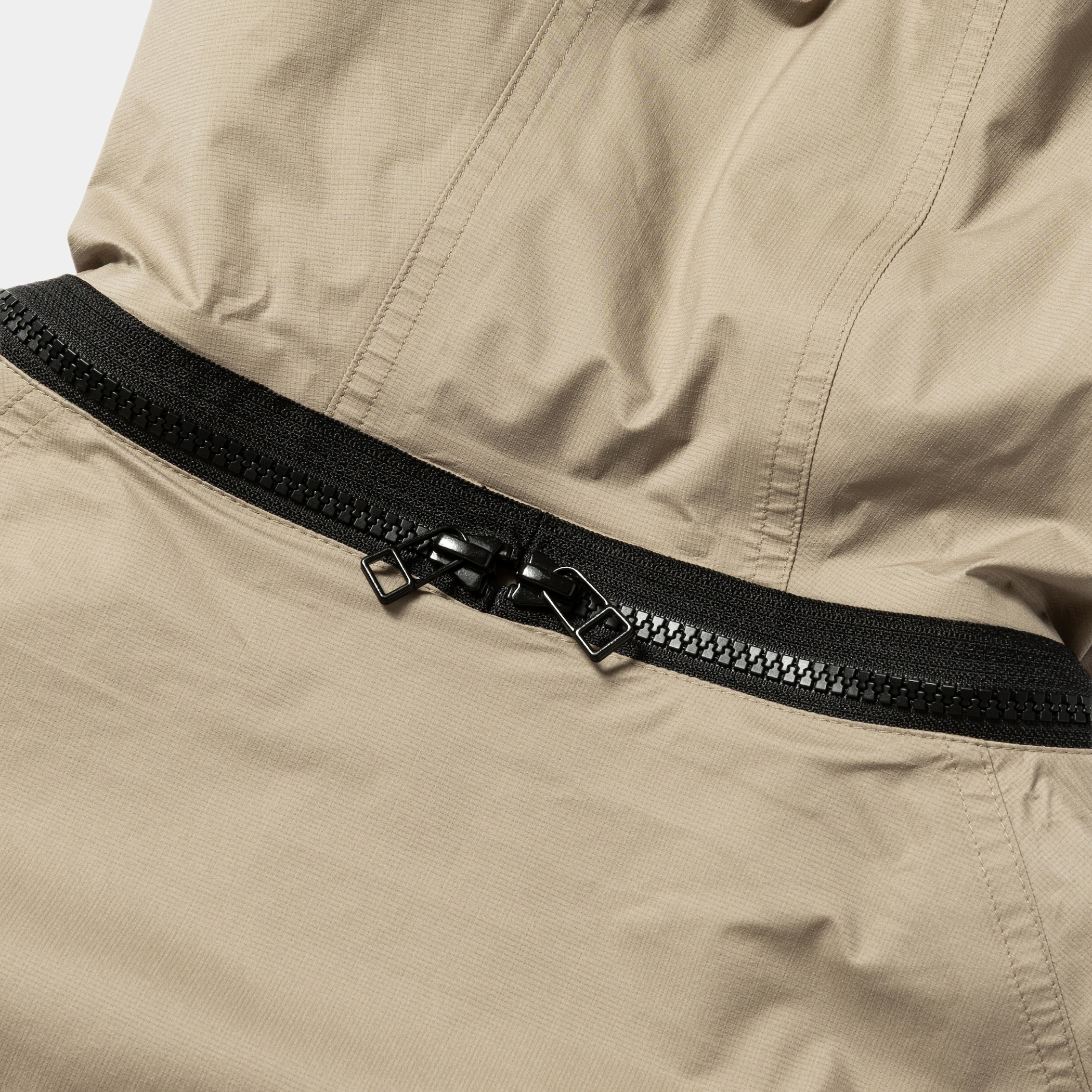 Air Circulation System Rain Jacket / Light/Sand Beige