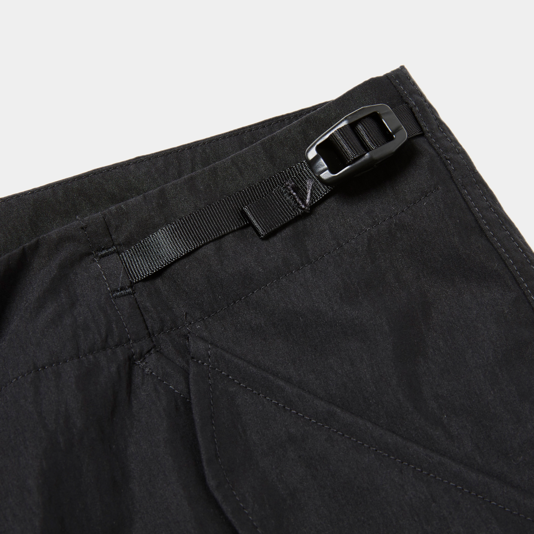 Ambient C/N Cargo Baggy Shorts/Off Black