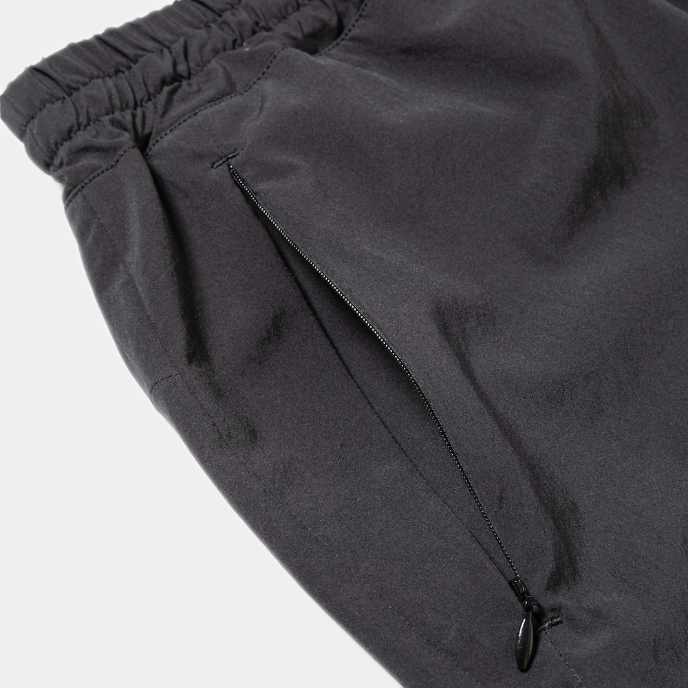 Amphibious Board Shorts/Off Black