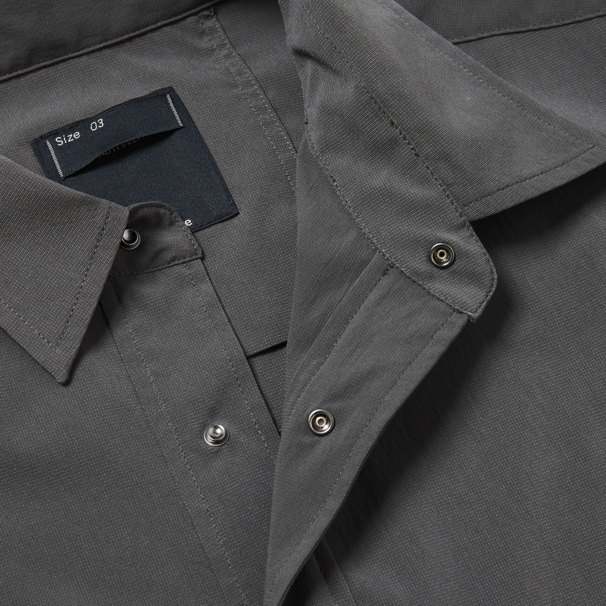 Breathable Side Slit S/S SH/Charcoal