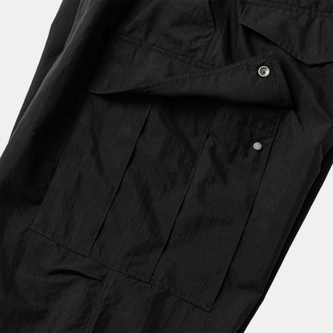 Ambient C/N Neutral Cargo PT /OFF BLACK