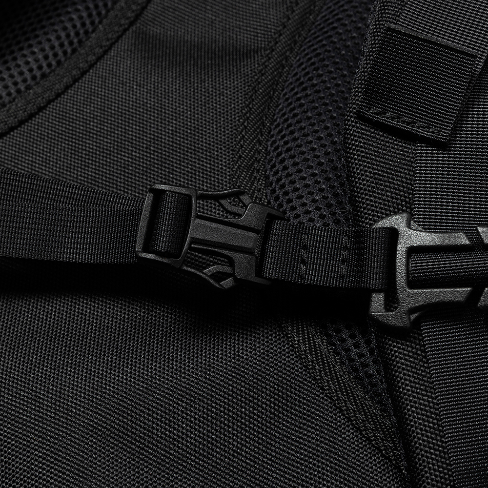 UltraWeaveTM “Outside” /CARBON BLACK