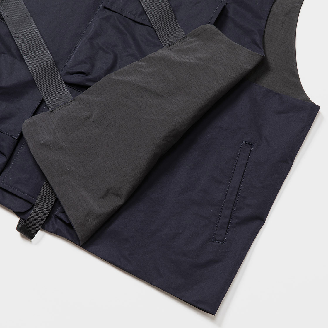 Crisp Nylon Body Armor Vest / D.Navy | meanswhile