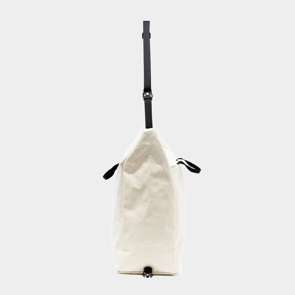 X-Pac™ Canvas Shoulder Bag / Ivory