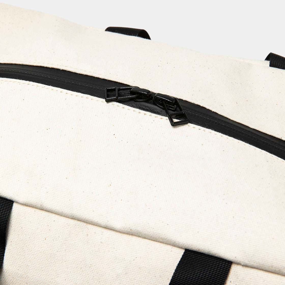 X-Pac™ Canvas Shoulder Bag / Ivory