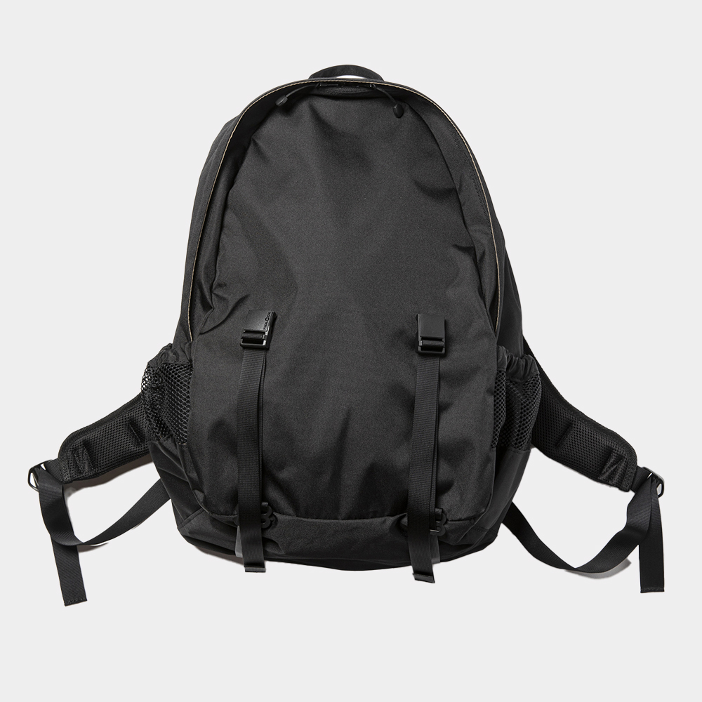 Cordura® Nylon/Dyneema® Daypack “Common”/Off Black