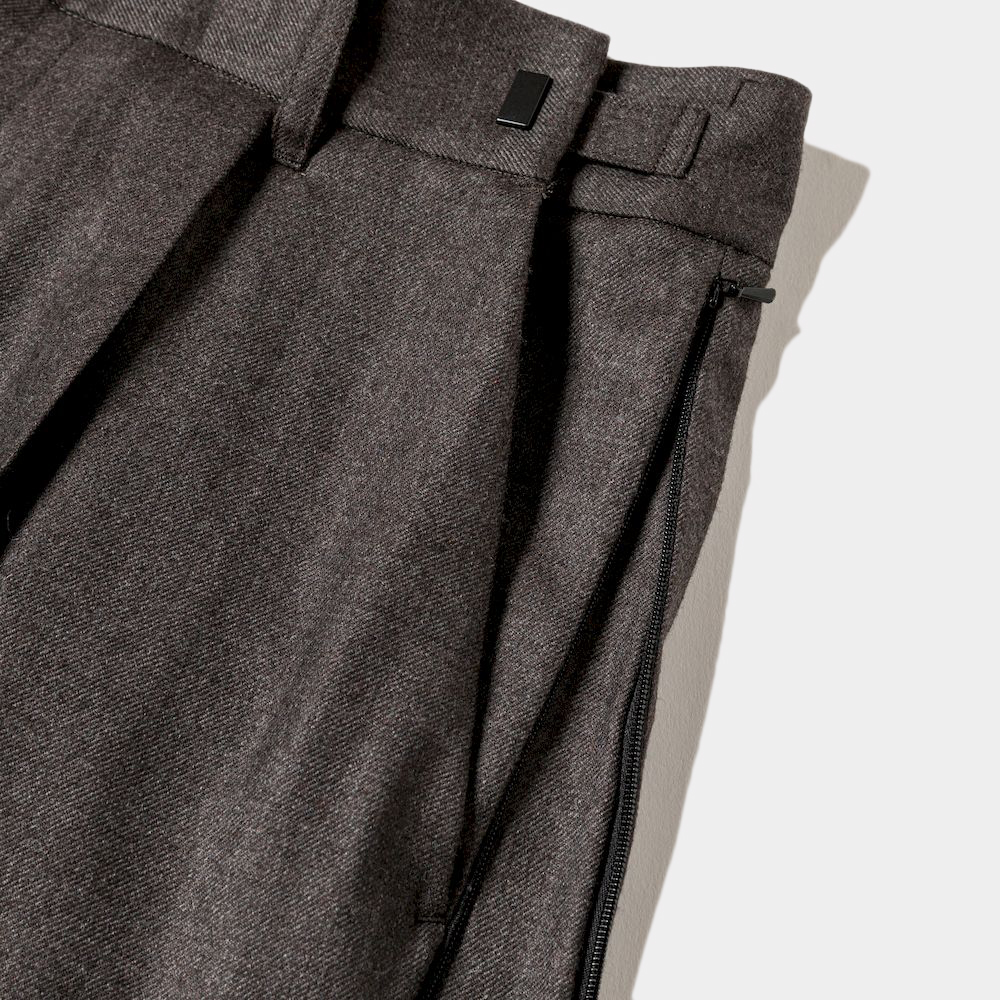 Side Zip Wool Slacks/Charcoal