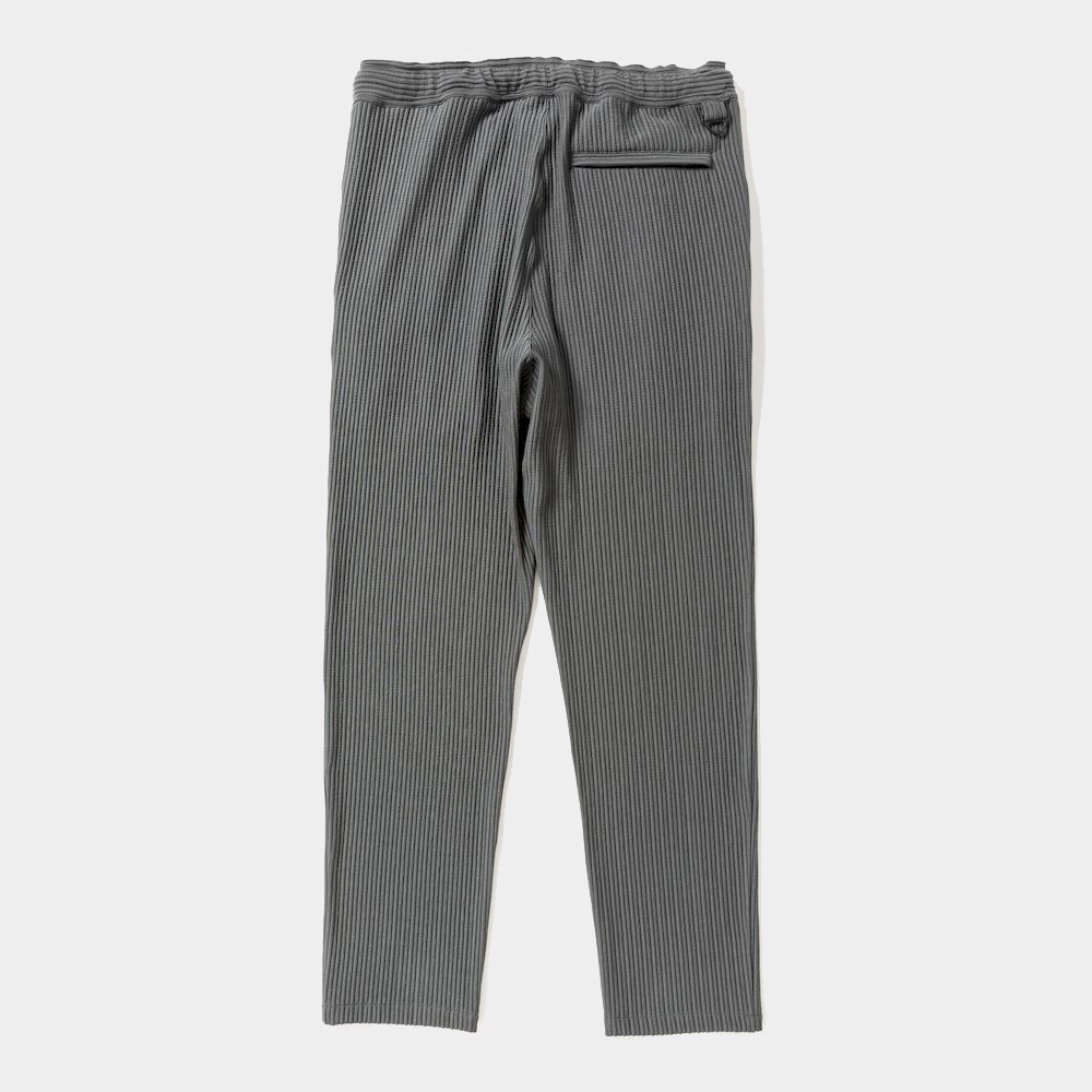 Uneven Fabric Slim Slacks/Charcoal