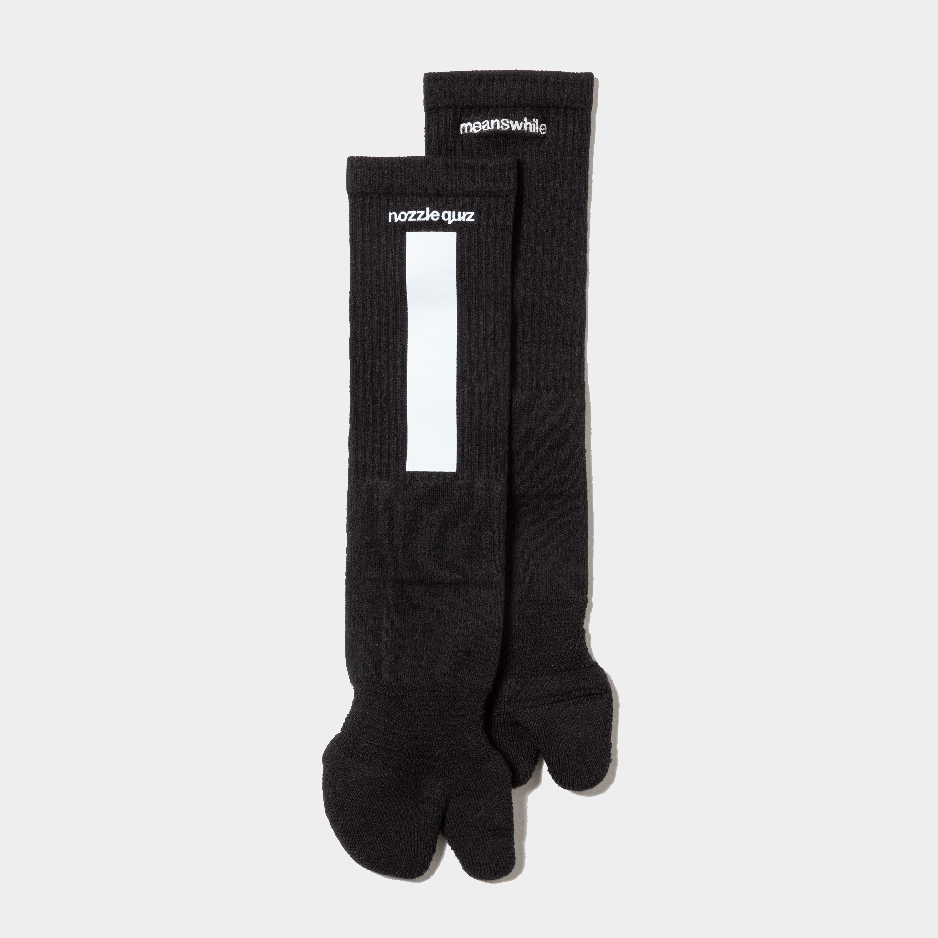 “Tabi” Tube Socks/Off Black