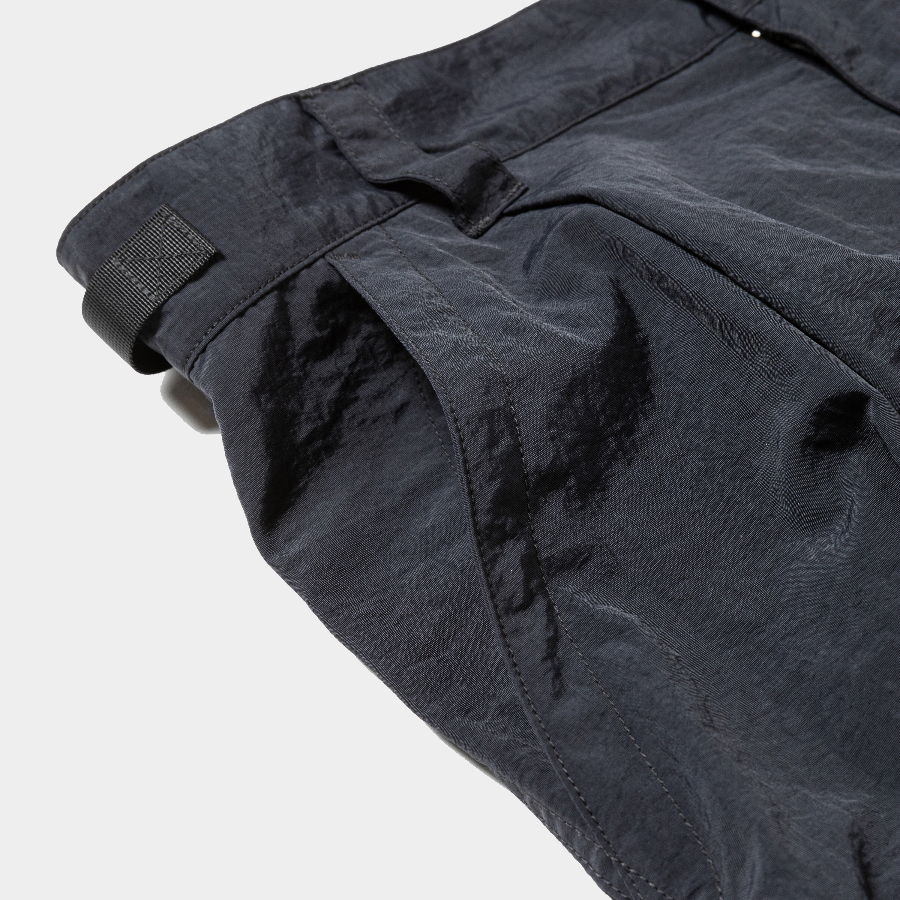 Nylon Luggage Cargo Shorts/Off Black