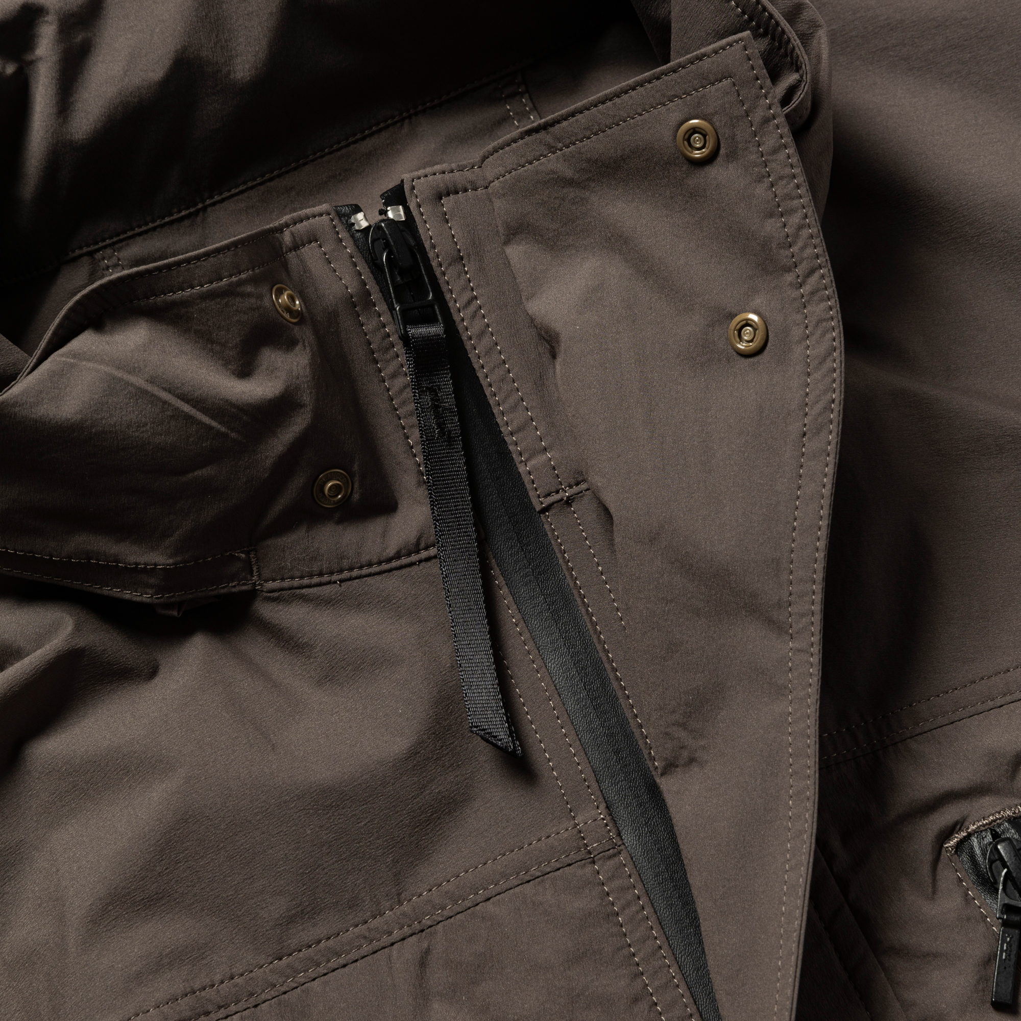 Crisp Nylon Wind JKT/Charcoal