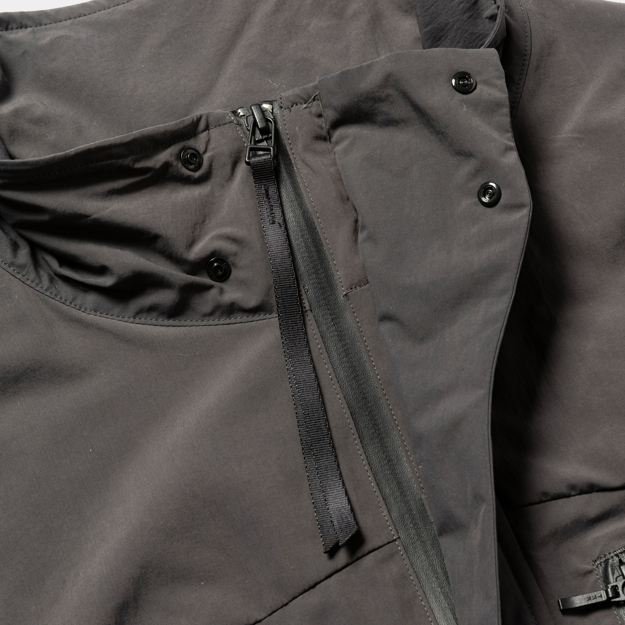 NeoHeat×Air Circulation System Wind Vest/Charcoal