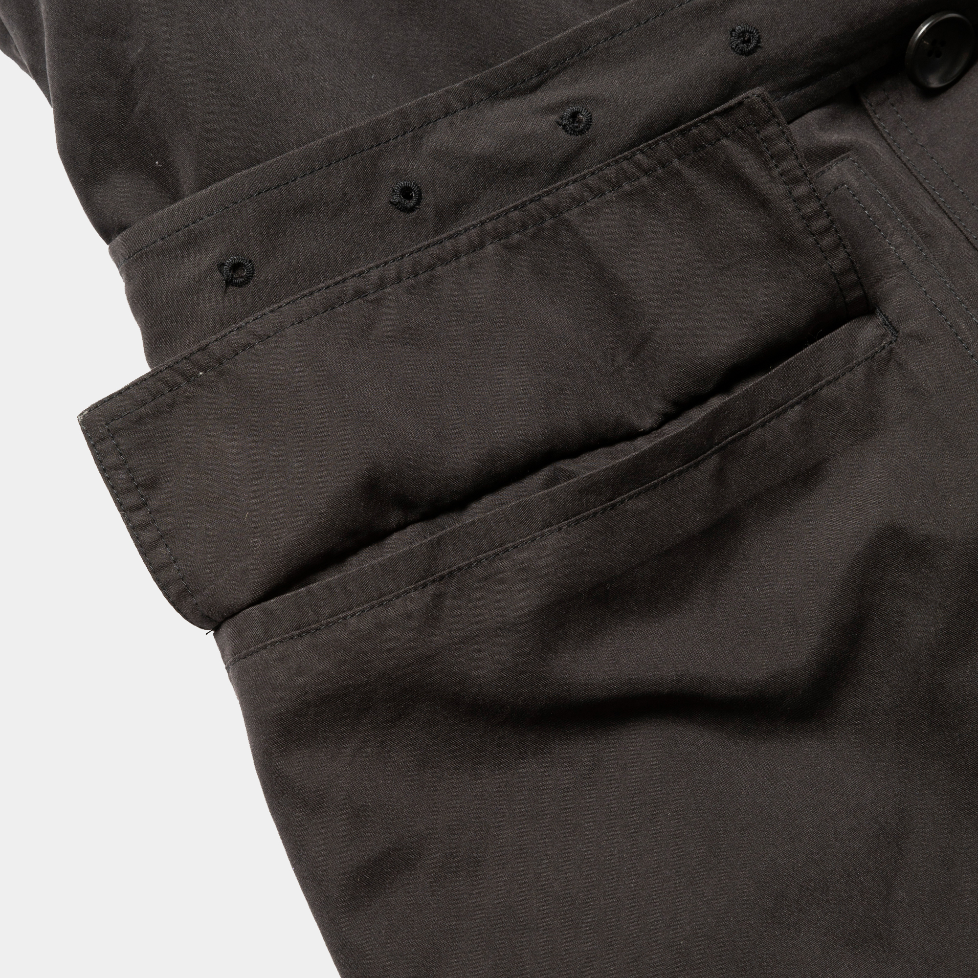 Padding Over Coat/Off Black