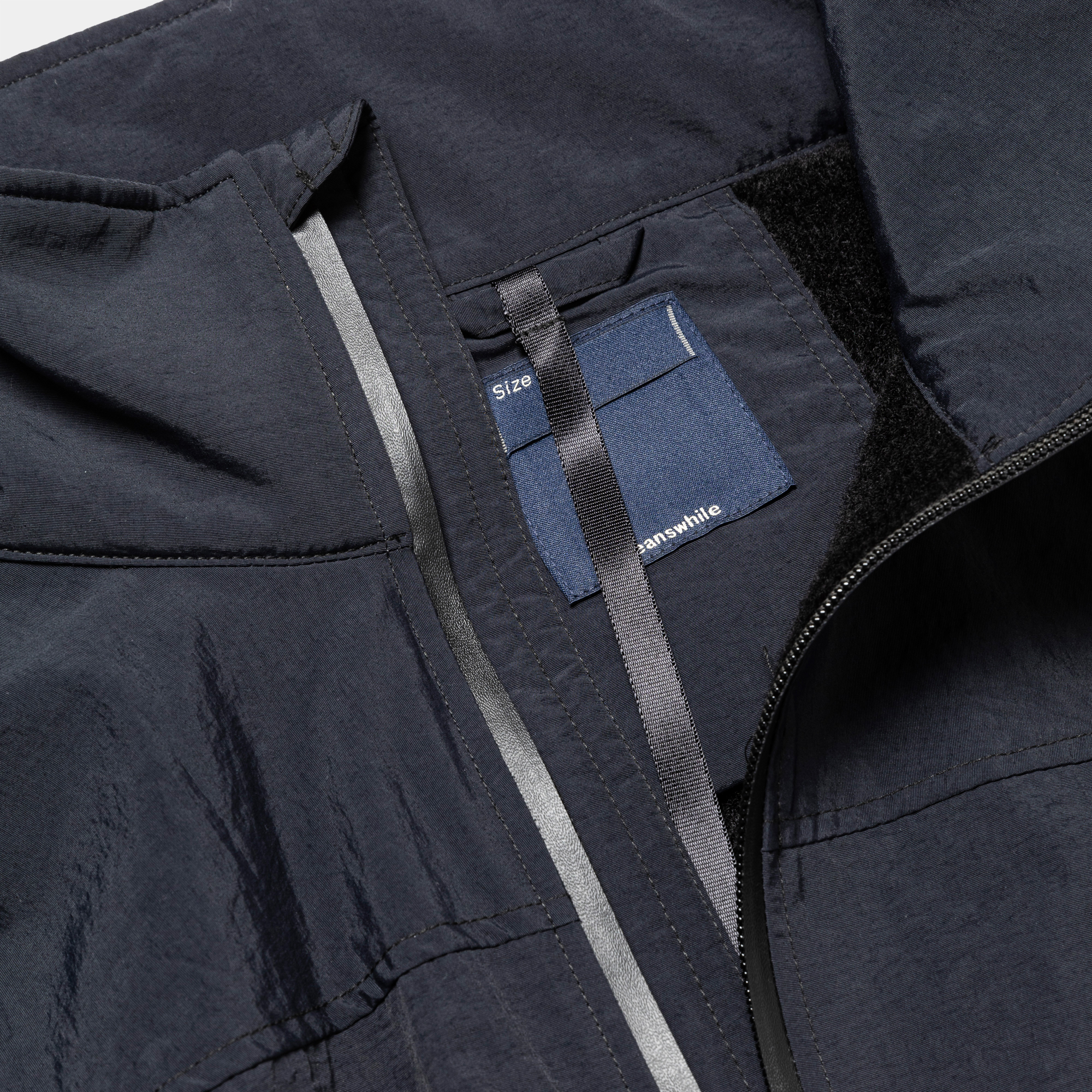 Active Insulation JKT/Off Black