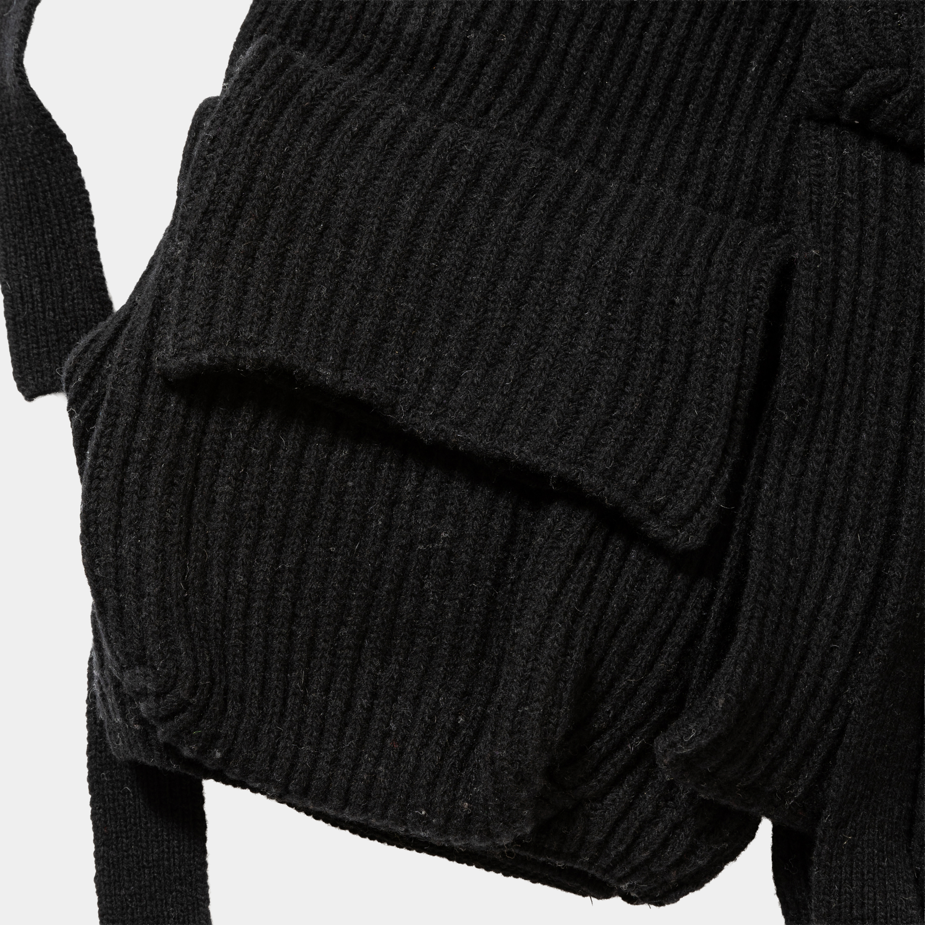 Body Armor Knit Vest/Off Black
